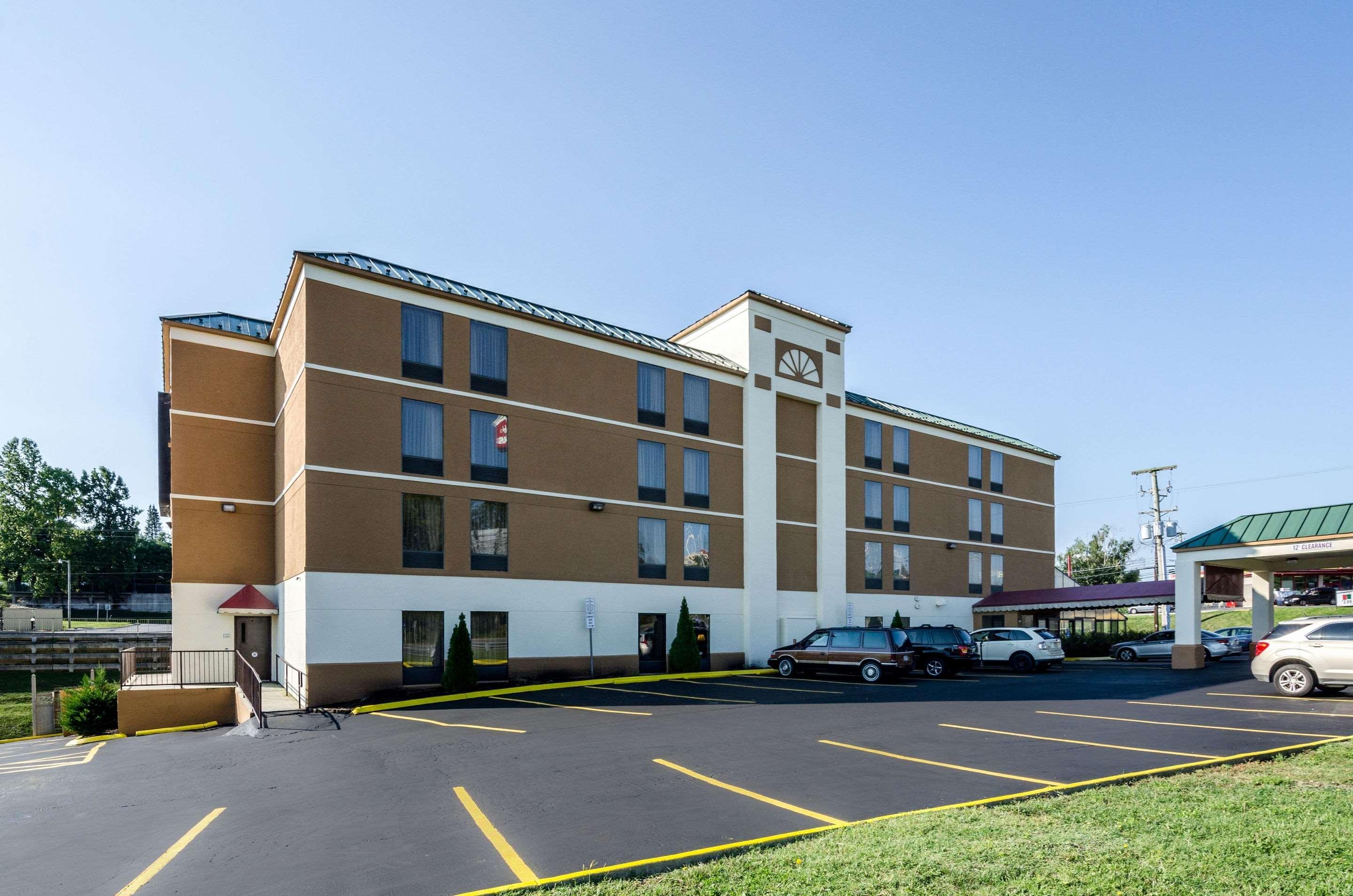 Spark By Hilton Wytheville East Main Street Extérieur photo