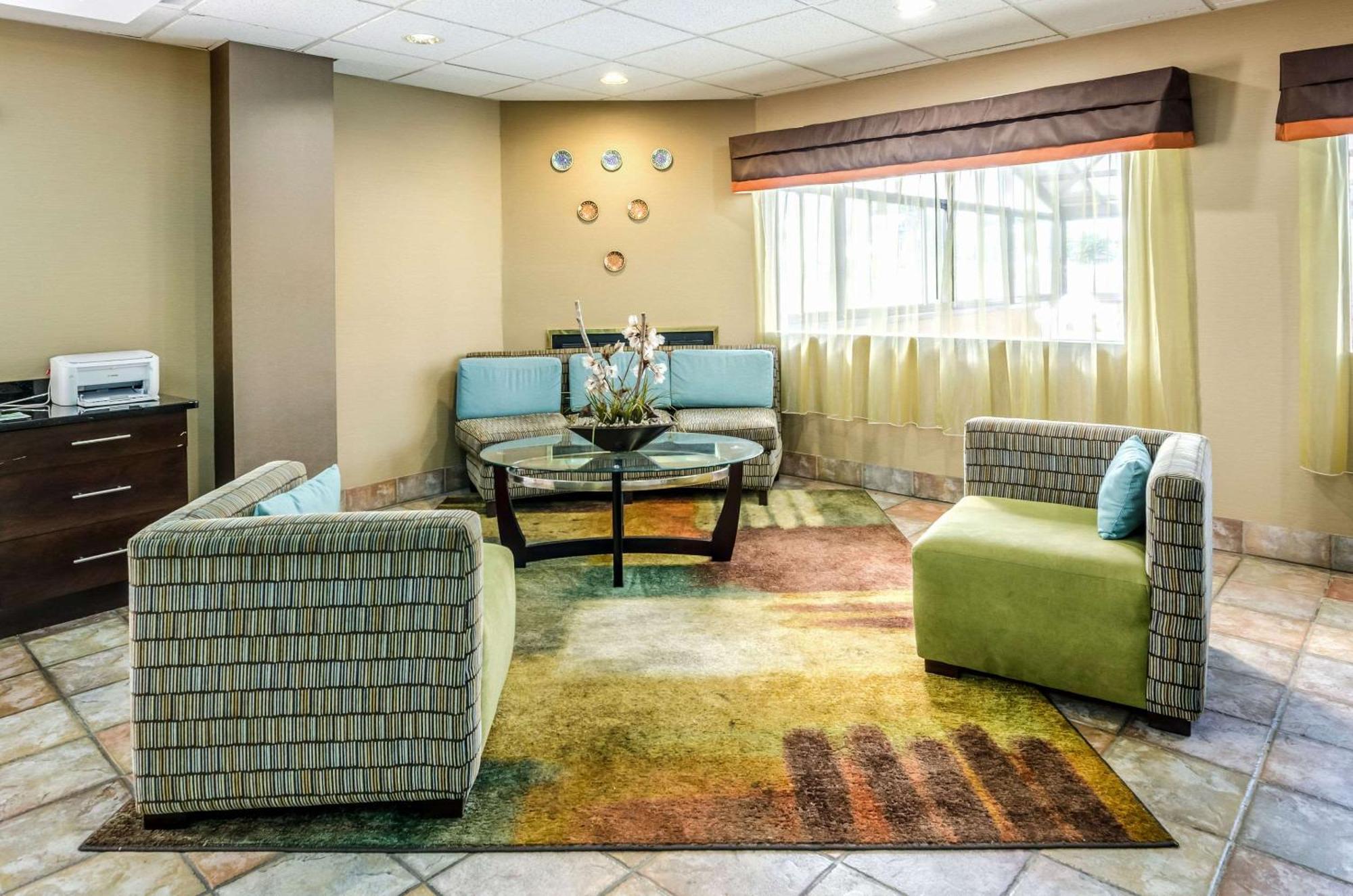 Spark By Hilton Wytheville East Main Street Extérieur photo
