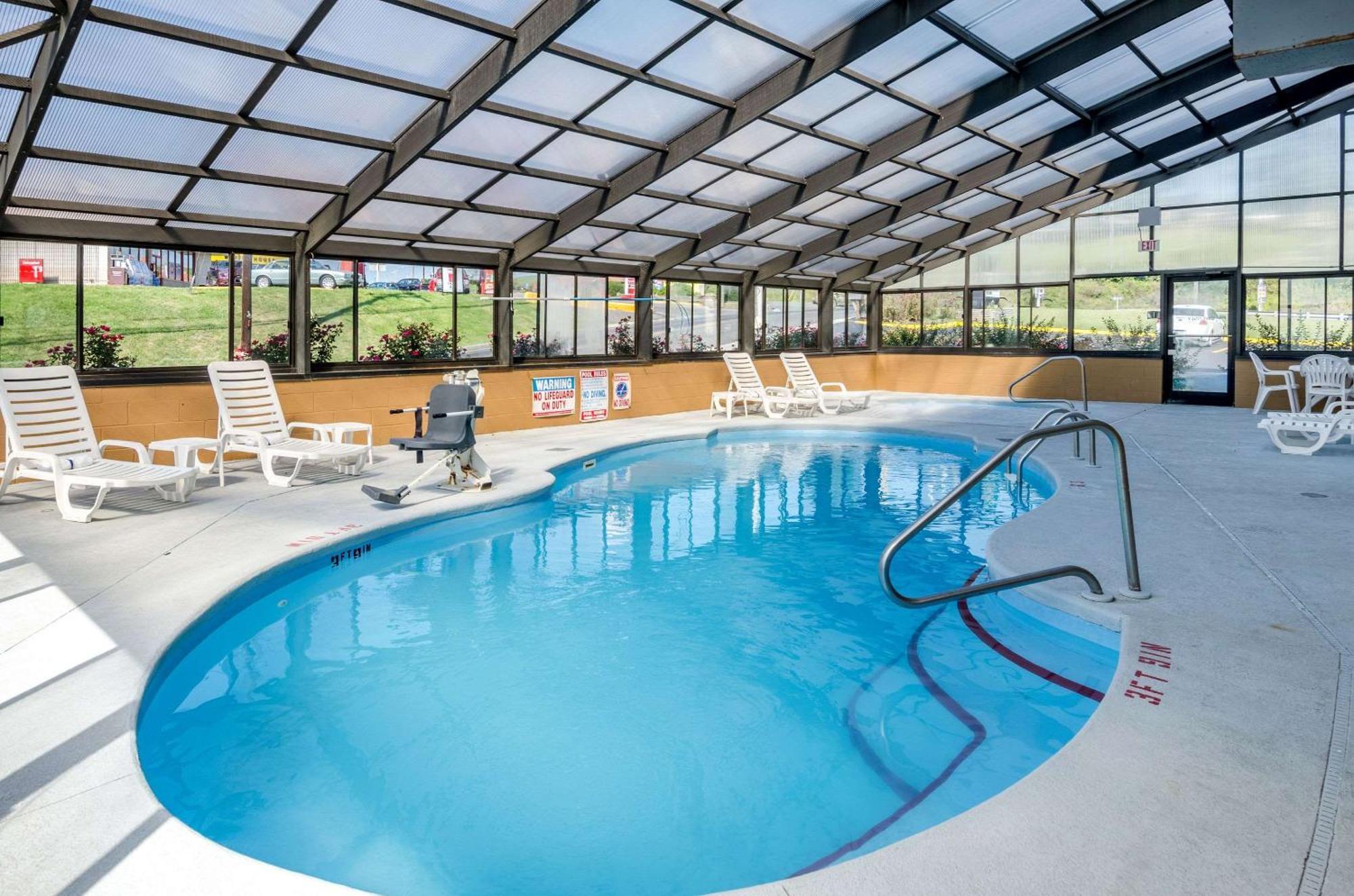 Spark By Hilton Wytheville East Main Street Extérieur photo