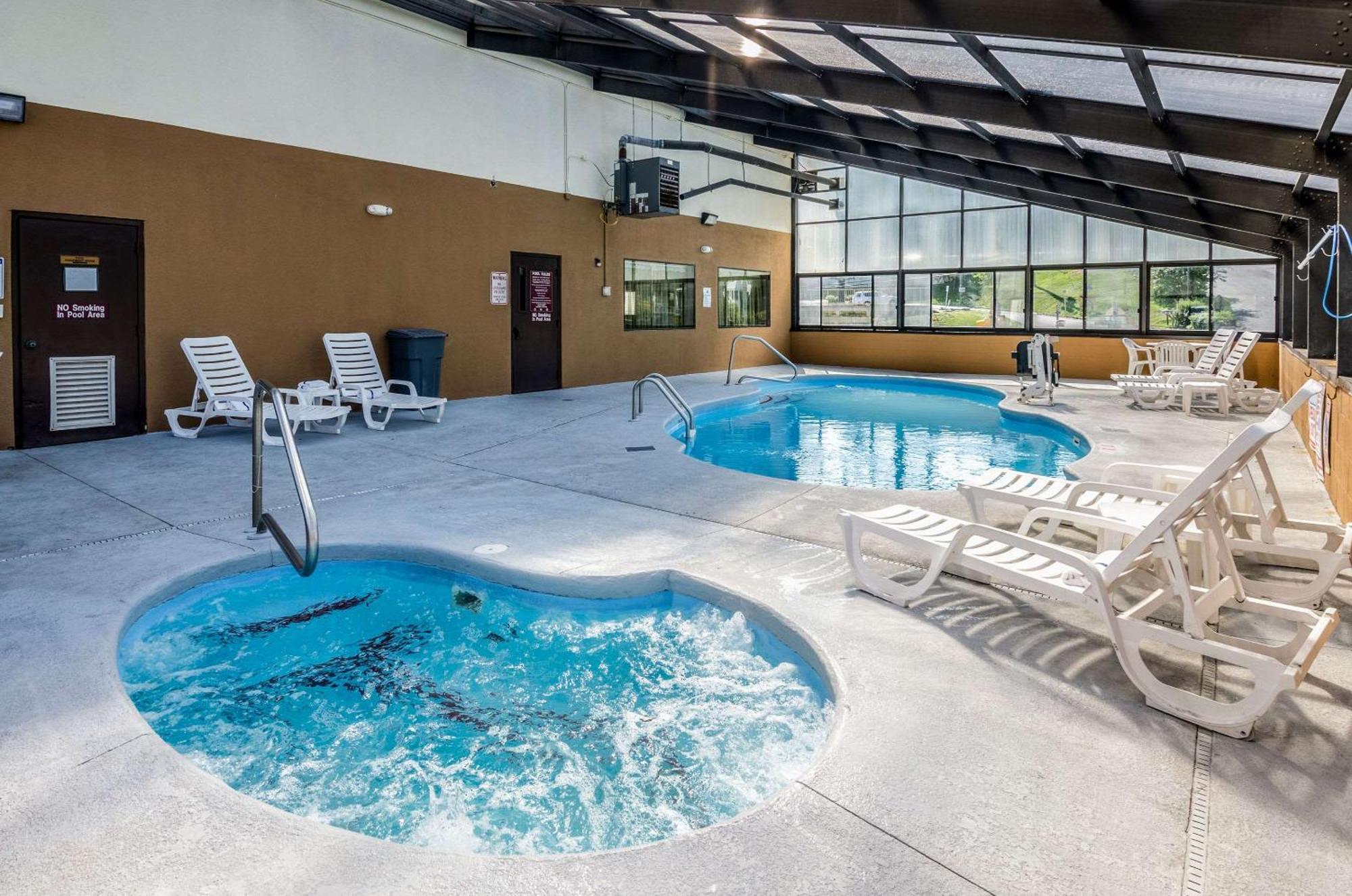 Spark By Hilton Wytheville East Main Street Extérieur photo