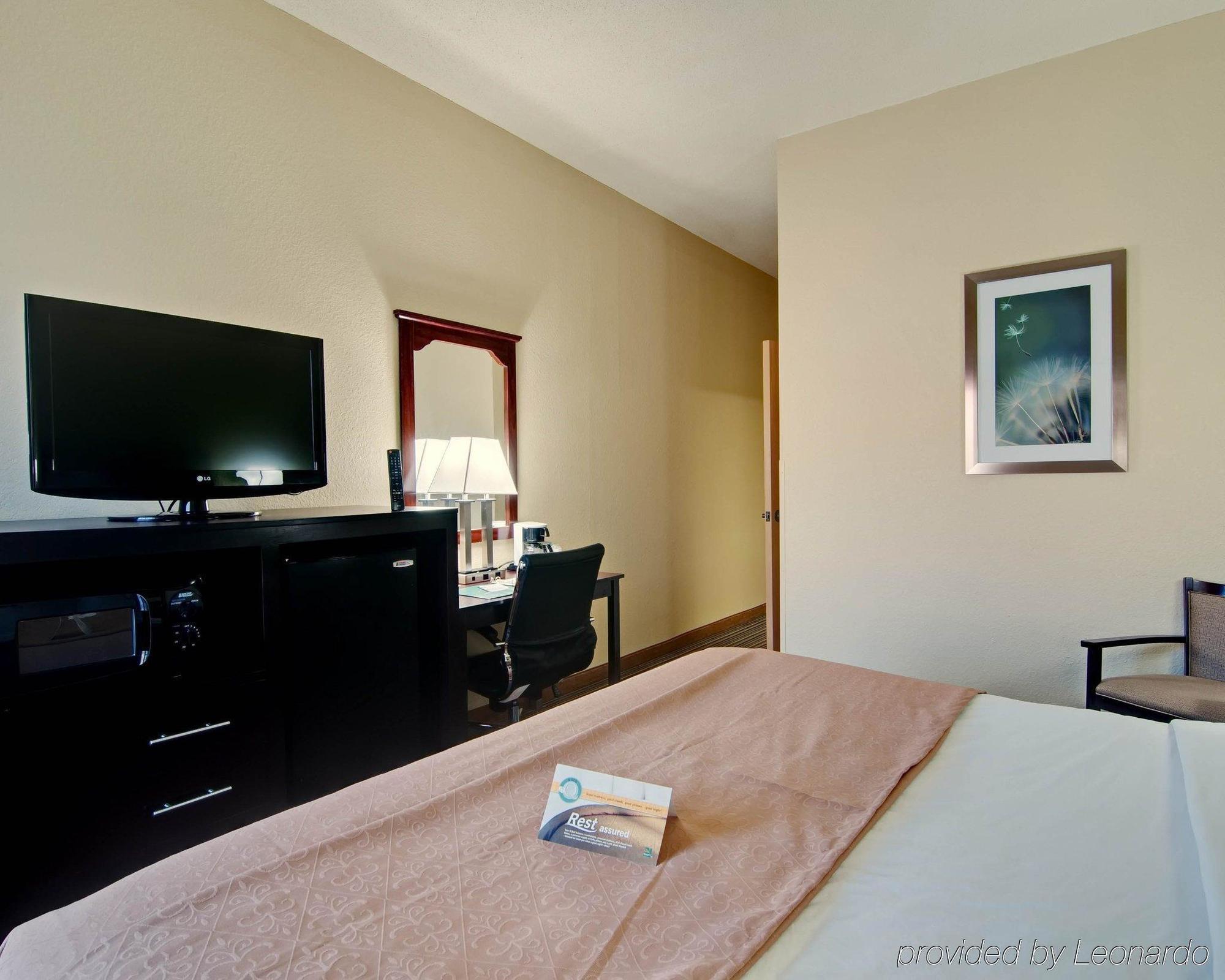 Spark By Hilton Wytheville East Main Street Extérieur photo