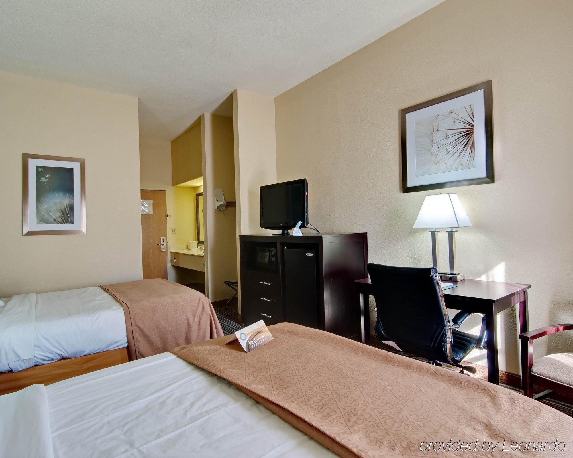Spark By Hilton Wytheville East Main Street Extérieur photo