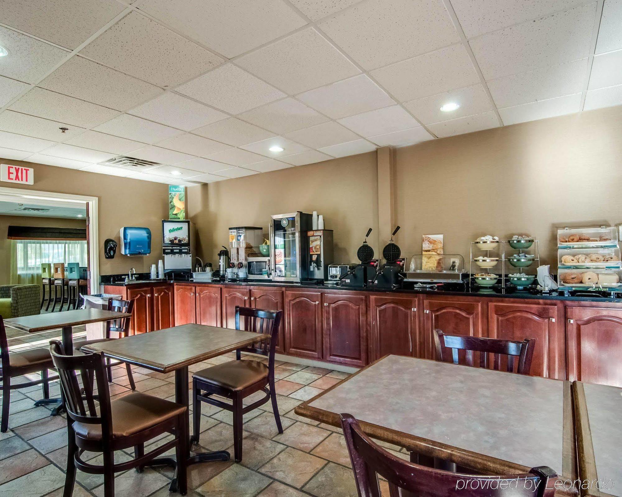 Spark By Hilton Wytheville East Main Street Extérieur photo