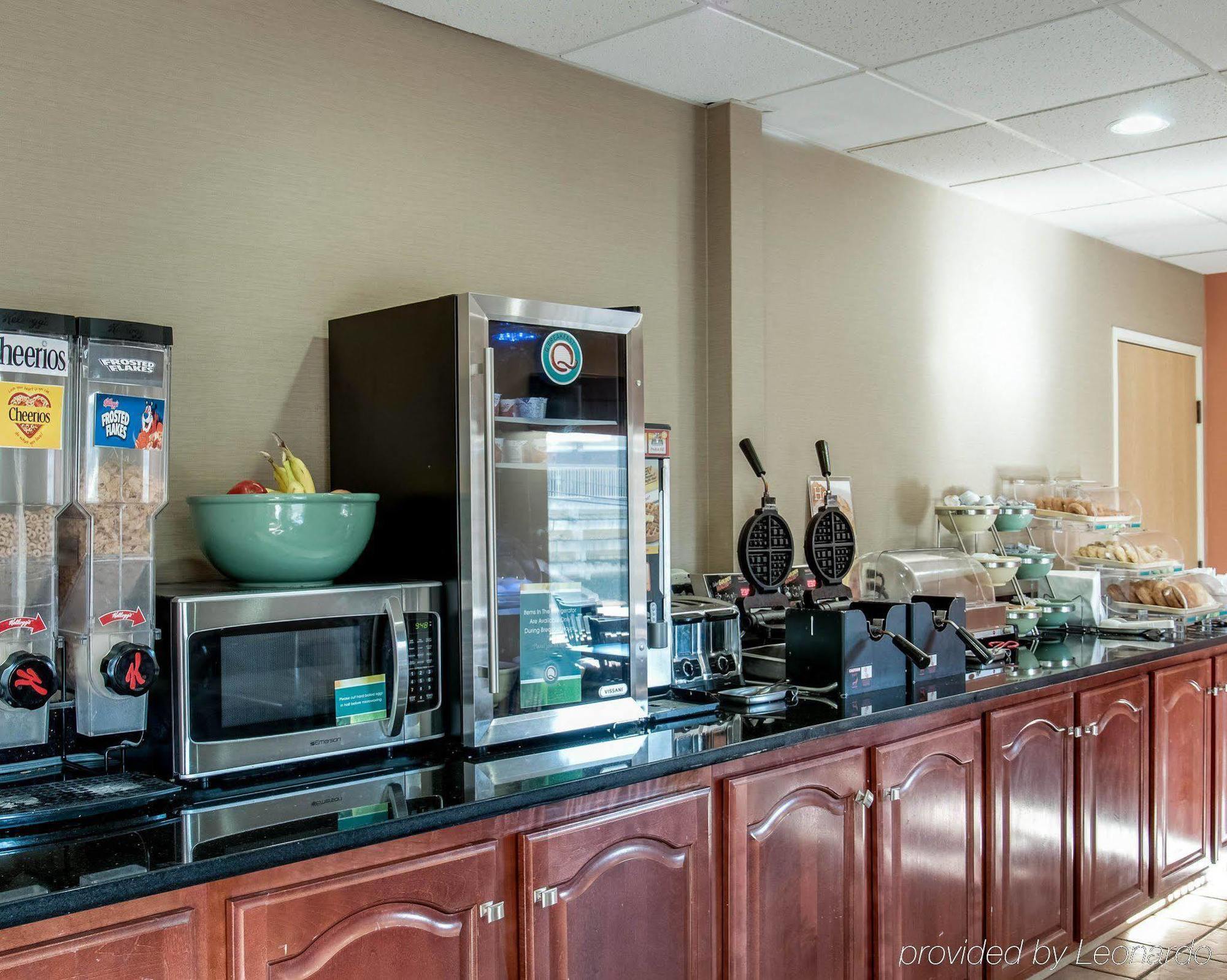 Spark By Hilton Wytheville East Main Street Extérieur photo