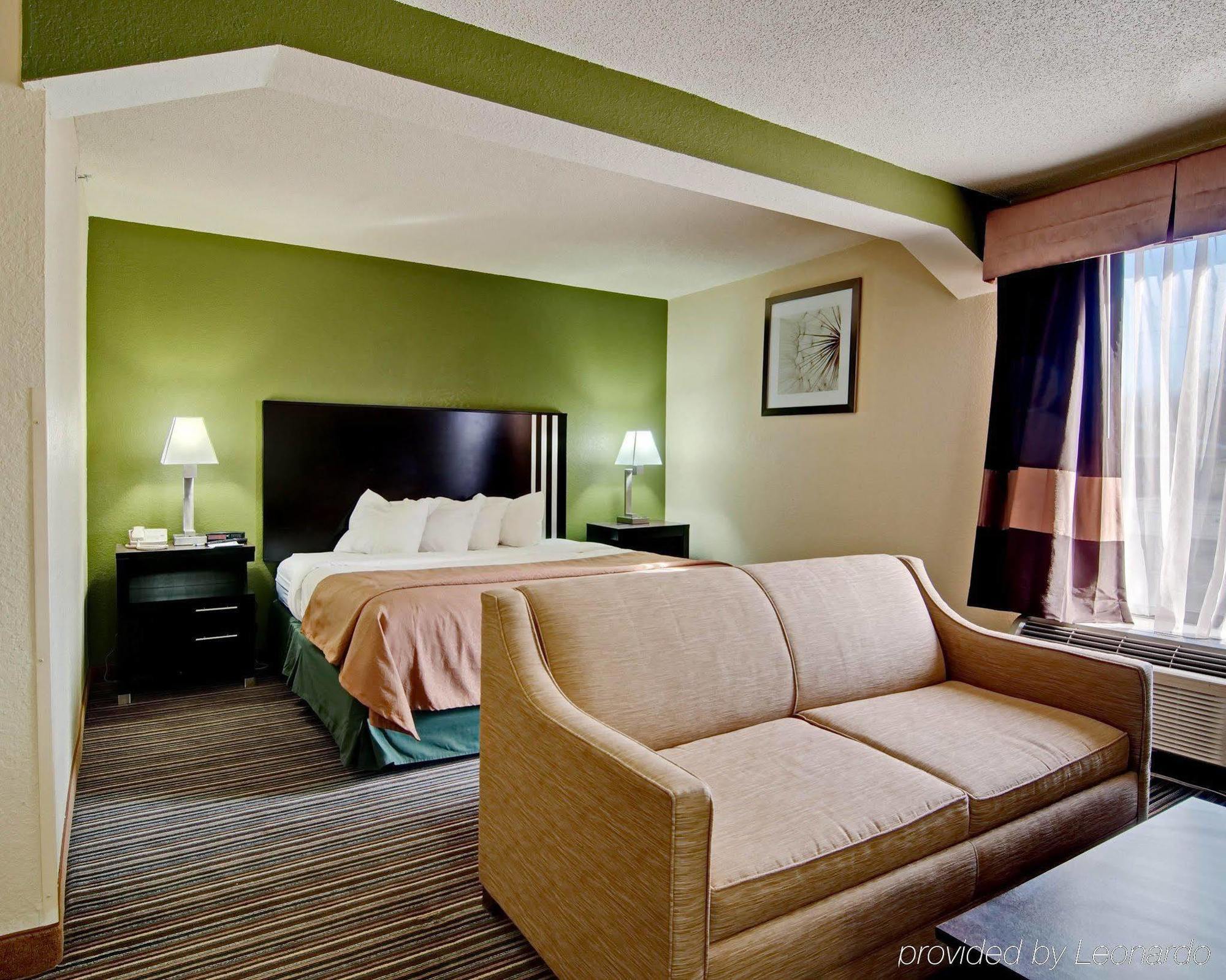 Spark By Hilton Wytheville East Main Street Extérieur photo