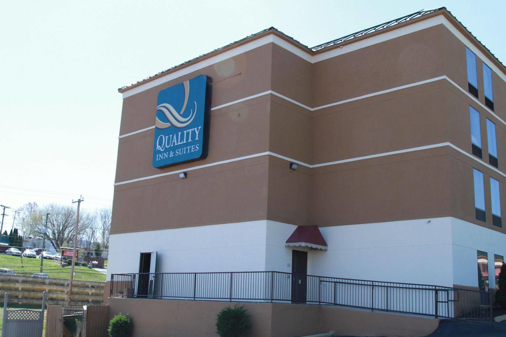 Spark By Hilton Wytheville East Main Street Extérieur photo